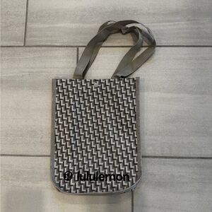 New! Lululemon Taupe, Black & Cream Patterned Tote Bag